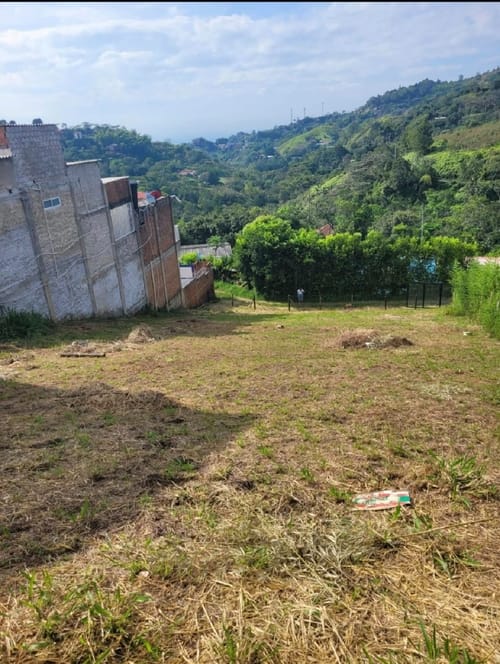 Lote en venta en La Buitrera, Cali, 768 m² · foto 3 de 8
