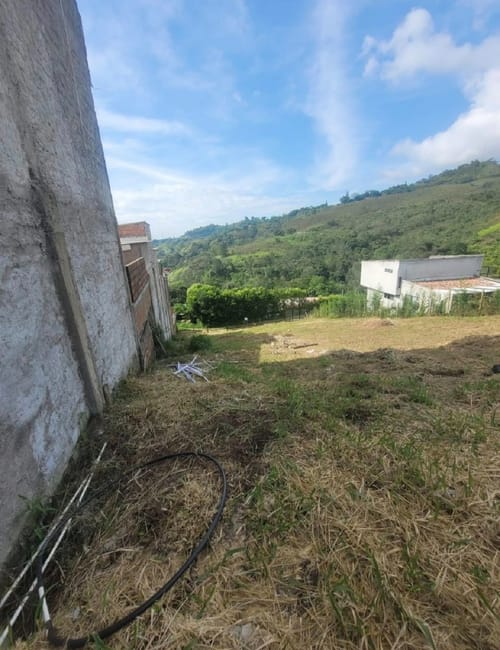 Lote en venta en La Buitrera, Cali, 768 m² · foto 5 de 8