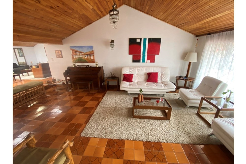 Casa en venta en El Contador, Bogotá · foto 8 de 24