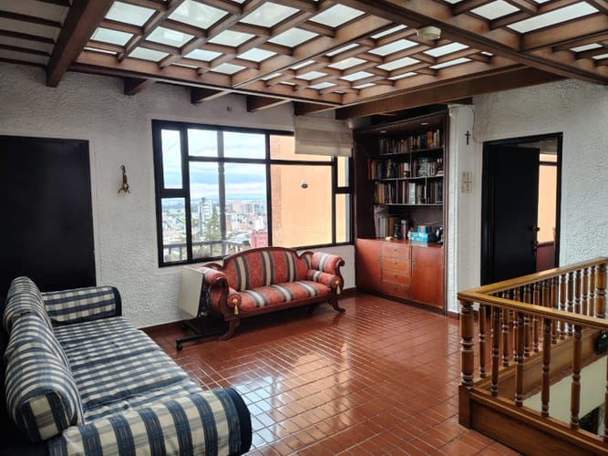 Casa de 3 alcobas en venta en El Castillo, Bogotá, 247 m² · foto 17 de 24