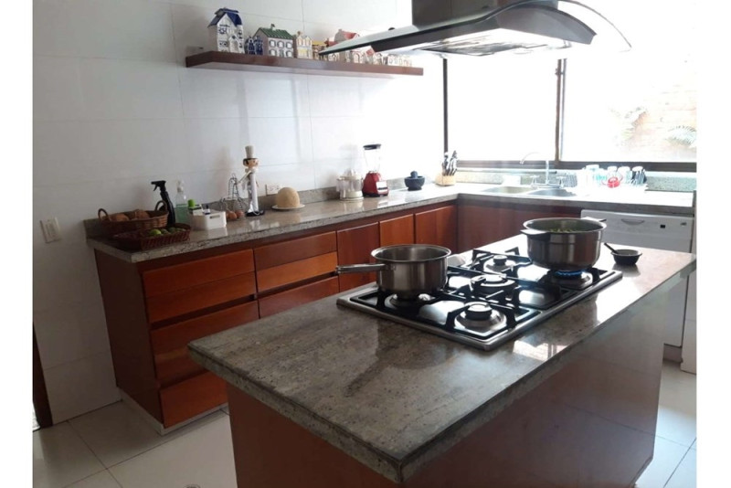 Apartamento en venta en Los Rosales, Bogotá · foto 13 de 24