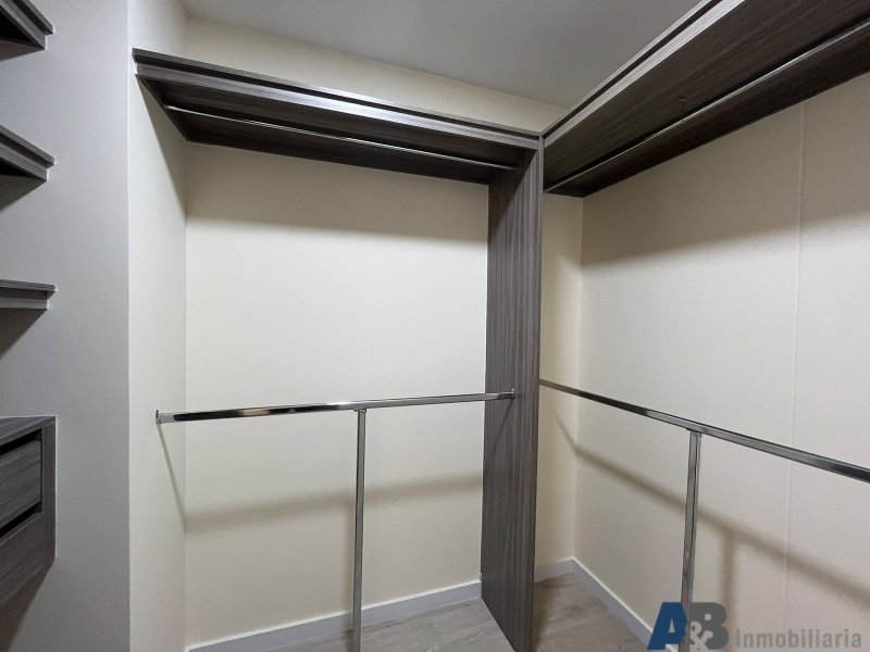 Apartamento en arriendo en Uribe Angel, Envigado · foto 19 de 24