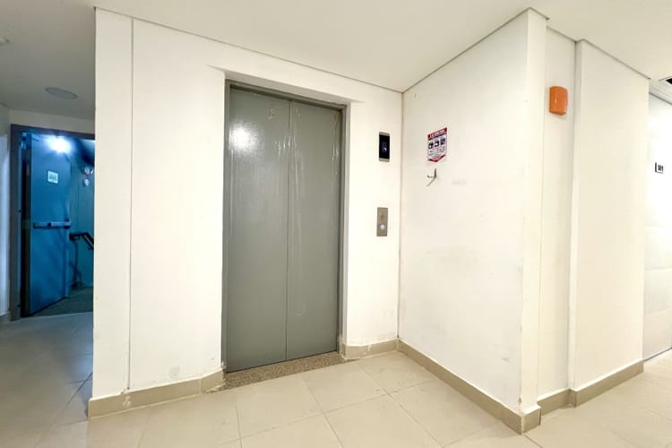Apartaestudio en venta en Engativá, Bogotá, 29 m² · foto 8 de 22