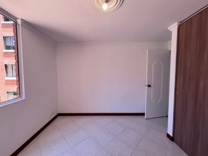 Apartamento de 3 alcobas en arriendo en El Poblado, Medellín, 106 m² · foto 8 de 15