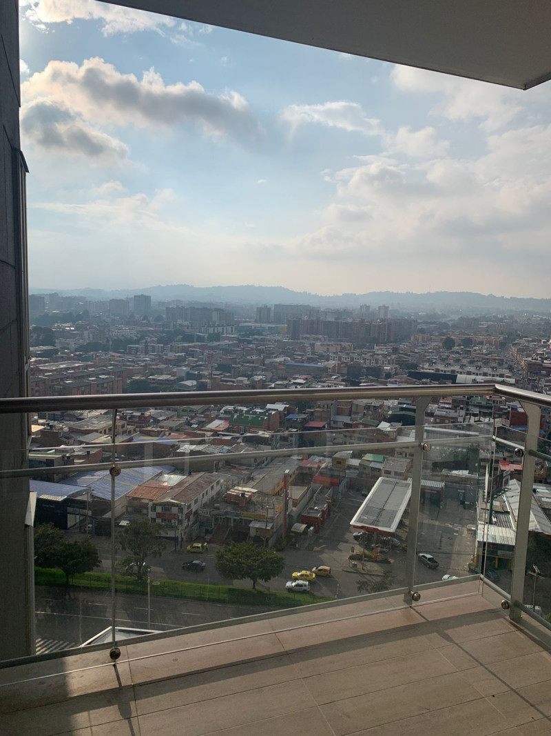 Apartamento en venta en Cedro Golf, Bogotá · foto 8 de 24