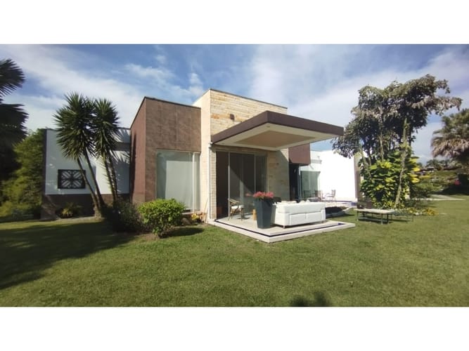 Casa de 4 alcobas en venta en Via El Eden, Armenia, 659 m² · foto 21 de 24