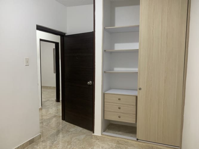 Edificio en venta en Troncal, Cali, 332 m² · foto 12 de 24