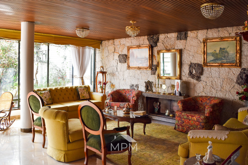 Casa en venta en La Castellana, Bogotá · foto 8 de 24