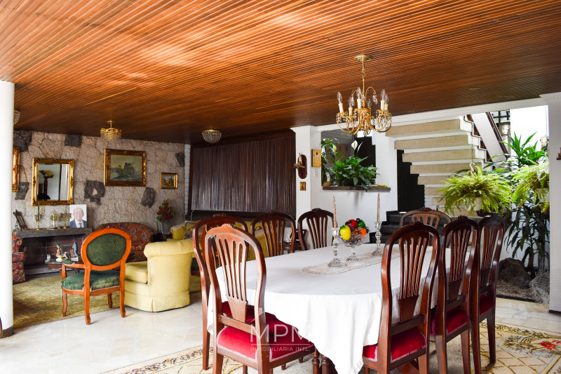Casa en venta en La Castellana, Bogotá · foto 9 de 24