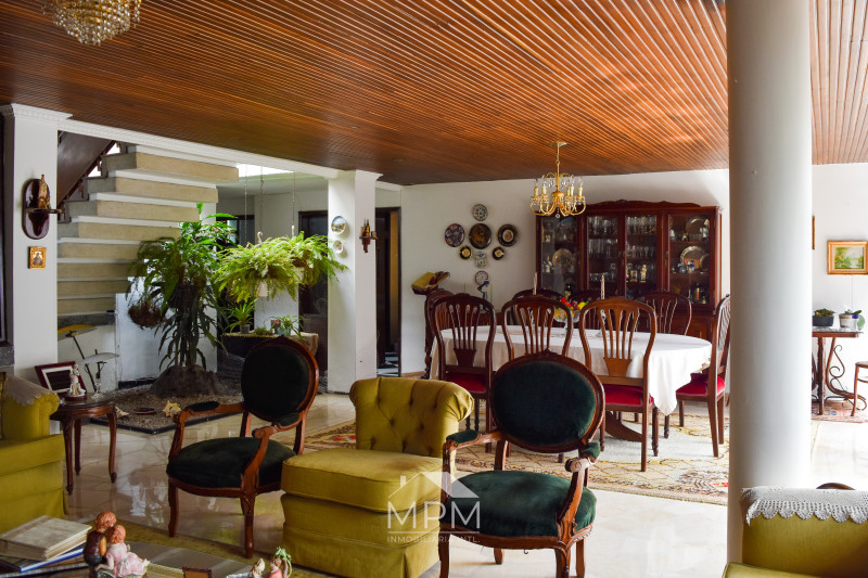Casa en venta en La Castellana, Bogotá · foto 11 de 24