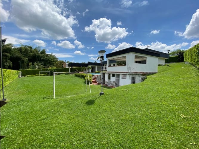 Casa de 4 alcobas en venta en Via El Eden, Armenia, 550 m² · foto 8 de 24