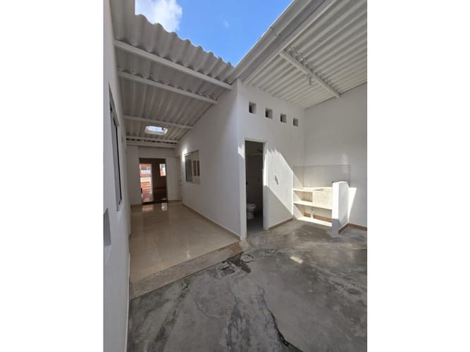 Casa de 5 alcobas en venta en Villabel, Floridablanca, 154 m² · foto 5 de 12