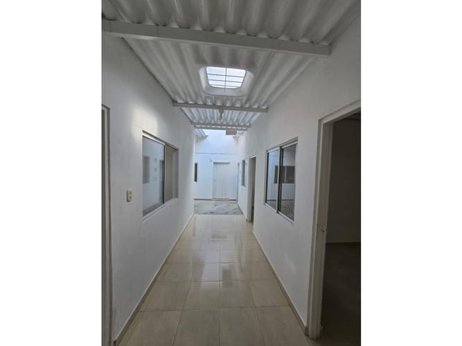 Casa de 5 alcobas en venta en Villabel, Floridablanca, 154 m² · foto 7 de 12