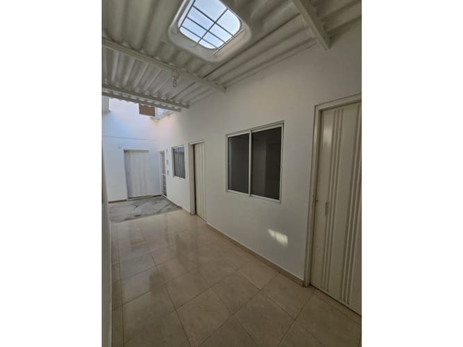 Casa de 5 alcobas en venta en Villabel, Floridablanca, 154 m² · foto 8 de 12
