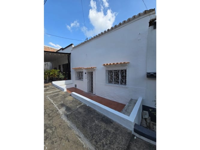 Casa de 5 alcobas en venta en Villabel, Floridablanca, 154 m² · foto 11 de 12