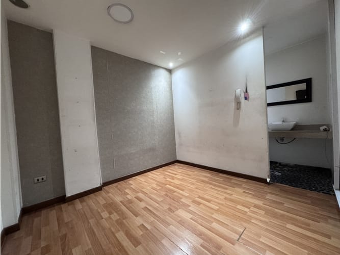 Casa de 6 alcobas en venta en San Luis, Bogotá, 356 m² · foto 13 de 24