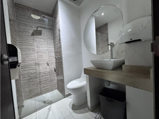 Casa de 6 alcobas en venta en San Luis, Bogotá, 356 m² · foto 15 de 24