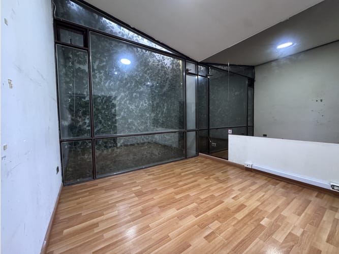 Casa de 6 alcobas en venta en San Luis, Bogotá, 356 m² · foto 19 de 24