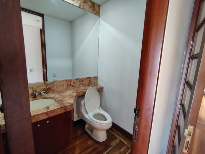 Apartamento de 3 alcobas en venta en Lindaraja, Bogotá, 200 m² · foto 15 de 24