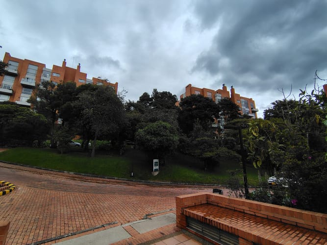 Apartamento de 3 alcobas en venta en Lindaraja, Bogotá, 200 m² · foto 23 de 24