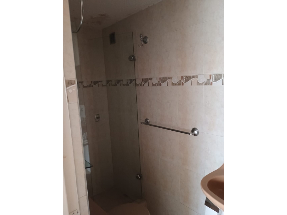 Apartamento en venta en Las Villas, Bogotá · foto 3 de 9
