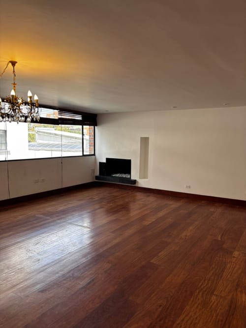 Apartamento de 2 alcobas en venta en Santa Ana, Bogotá, 135 m² · foto 2 de 24