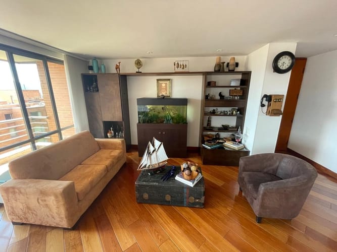 Apartamento en arriendo en Colina Campestre, Bogotá, 205 m² · foto 2 de 23