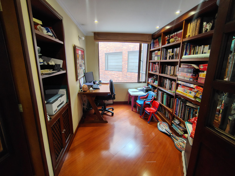 Apartamento en venta en Chico, Bogotá · foto 5 de 18