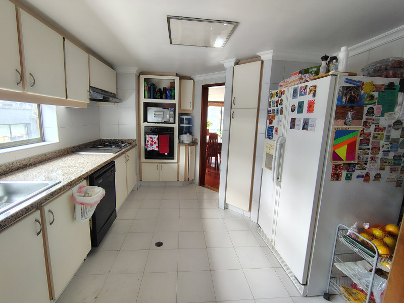 Apartamento en venta en Chico, Bogotá · foto 6 de 18