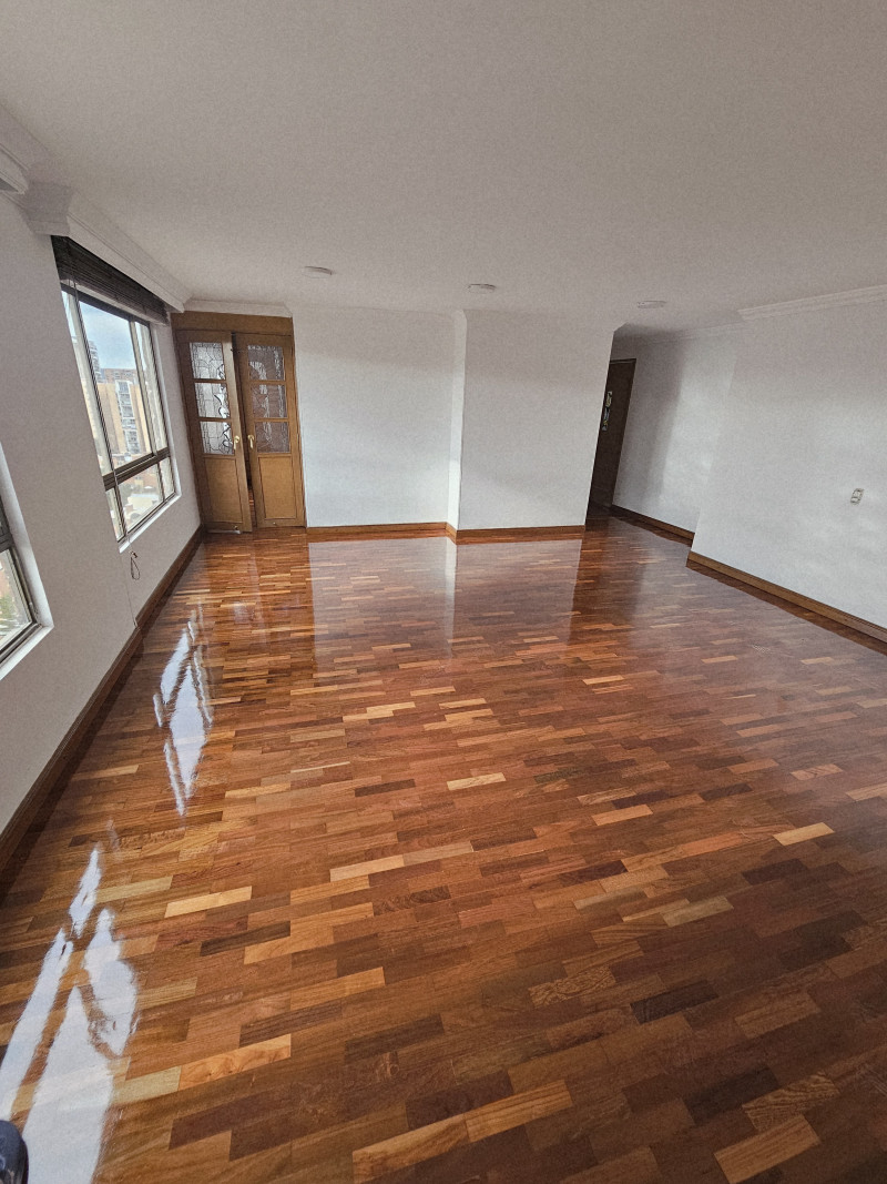 Apartamento en venta en Colina Campestre, Bogotá · foto 2 de 13