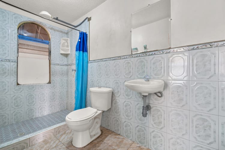 Casa de 14 alcobas en venta en Centro, Funza, 396 m² · foto 9 de 12