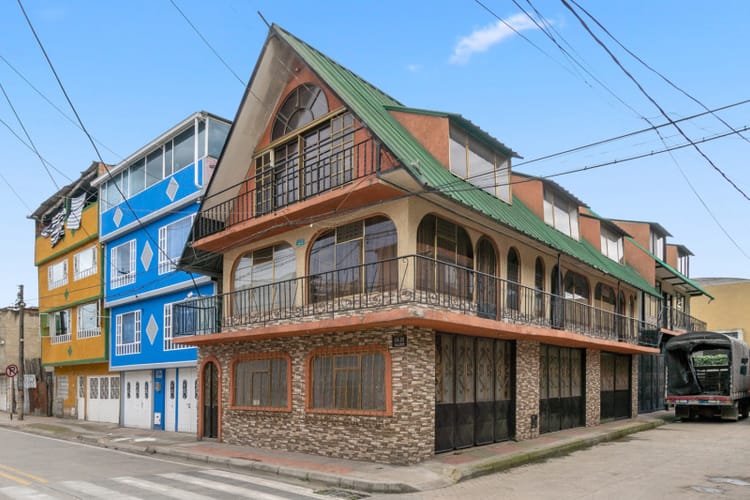 Casa de 14 alcobas en venta en Centro, Funza, 396 m² · foto 12 de 12