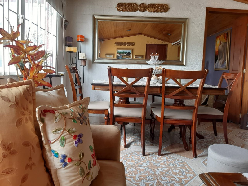 Casa en venta en La Española, Bogotá · foto 4 de 16