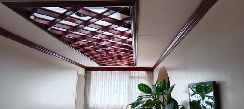 Casa de 4 alcobas en venta en Santa Barbara, Bogotá, 260 m² · foto 4 de 10