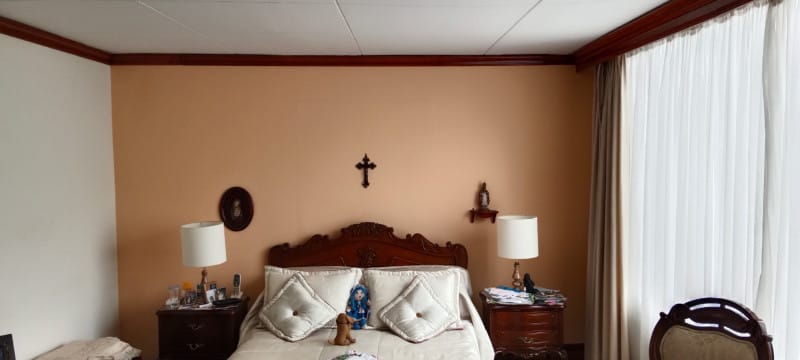 Casa de 4 alcobas en venta en Santa Barbara, Bogotá, 260 m² · foto 5 de 10