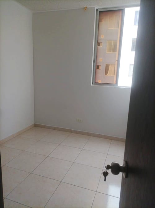 Apartamento de 3 alcobas en venta en Santa Cruz, Girón, 60 m² · foto 7 de 8