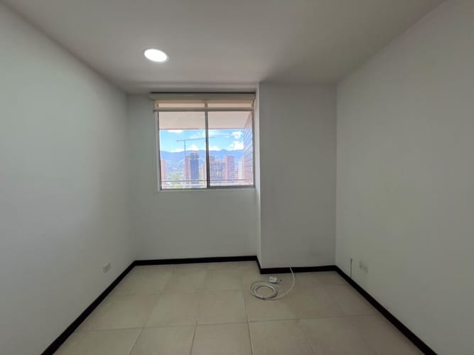 Apartamento de 3 alcobas en arriendo en El Poblado, Medellín, 100 m² · foto 9 de 16