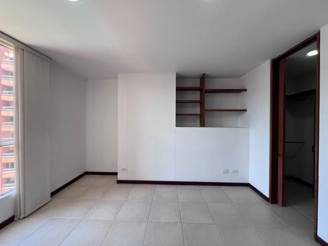Apartamento de 3 alcobas en arriendo en El Poblado, Medellín, 100 m² · foto 7 de 16