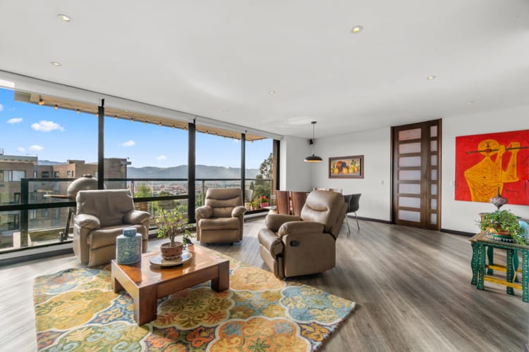 Apartamento en venta en Cerros De Suba, Bogotá · foto 2 de 19