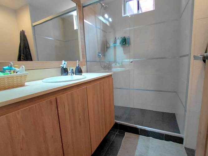 Apartamento de 3 alcobas en venta en Escobero, Envigado, 105 m² · foto 12 de 19