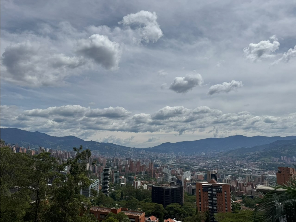 Apartamento en arriendo en El Poblado, Medellín · foto 6 de 19