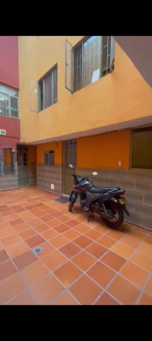 Apartaestudio en venta en Marco Fidel Suarez, Cali, 126 m² · foto 13 de 18