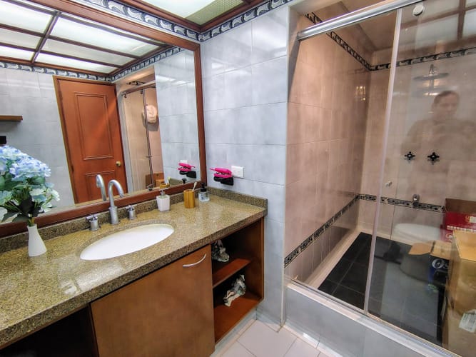 Apartamento de 5 alcobas en venta en Chicó Navarra, Bogotá, 325 m² · foto 12 de 18