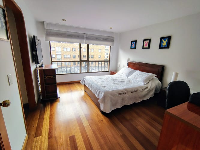 Apartamento de 5 alcobas en venta en Chicó Navarra, Bogotá, 325 m² · foto 18 de 18