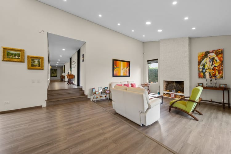 Casa de 5 alcobas en venta en Gratamira, Sopó, 327 m² · foto 3 de 24