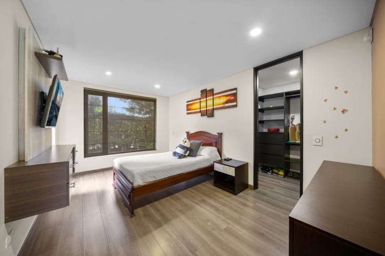 Casa de 5 alcobas en venta en Gratamira, Sopó, 327 m² · foto 14 de 24