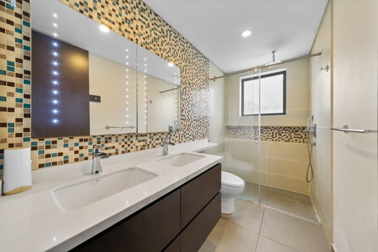 Casa de 5 alcobas en venta en Gratamira, Sopó, 327 m² · foto 17 de 24