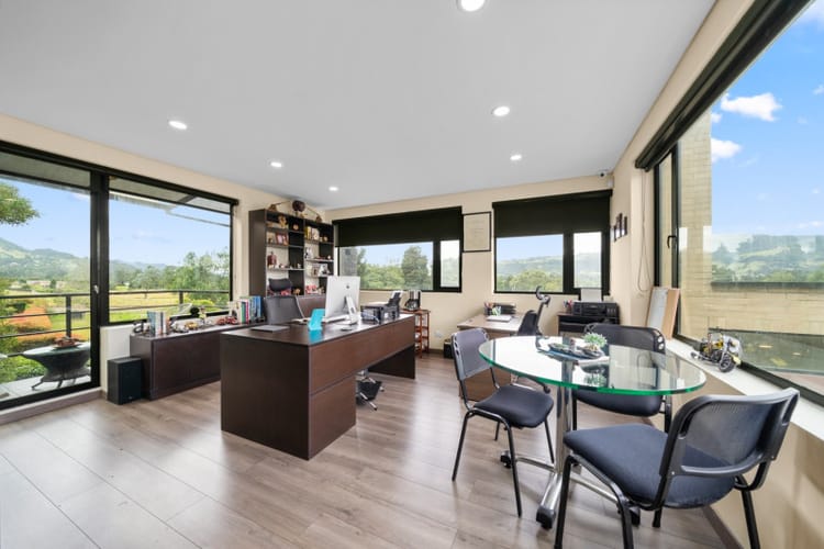 Casa de 5 alcobas en venta en Gratamira, Sopó, 327 m² · foto 20 de 24