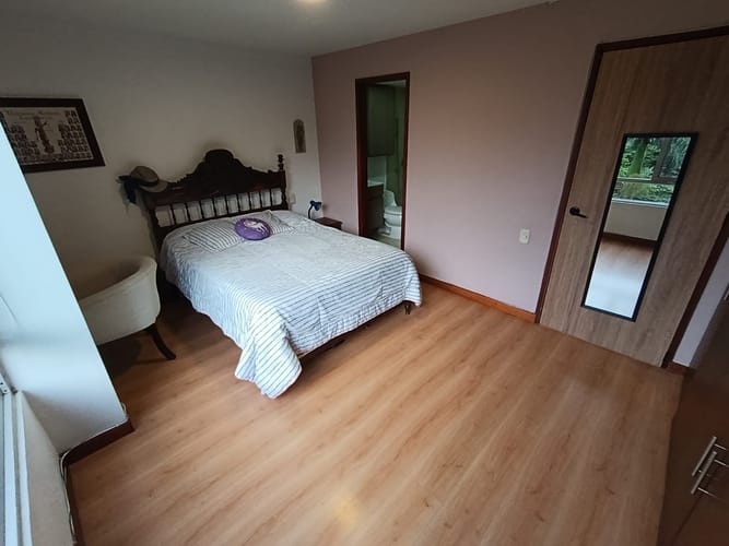 Apartamento de 3 alcobas en venta en El Poblado, Medellín, 100 m² · foto 5 de 10