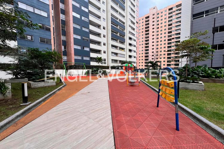 Apartamento de 1 alcoba en venta en El Poblado, Medellín, 42 m² · foto 15 de 17